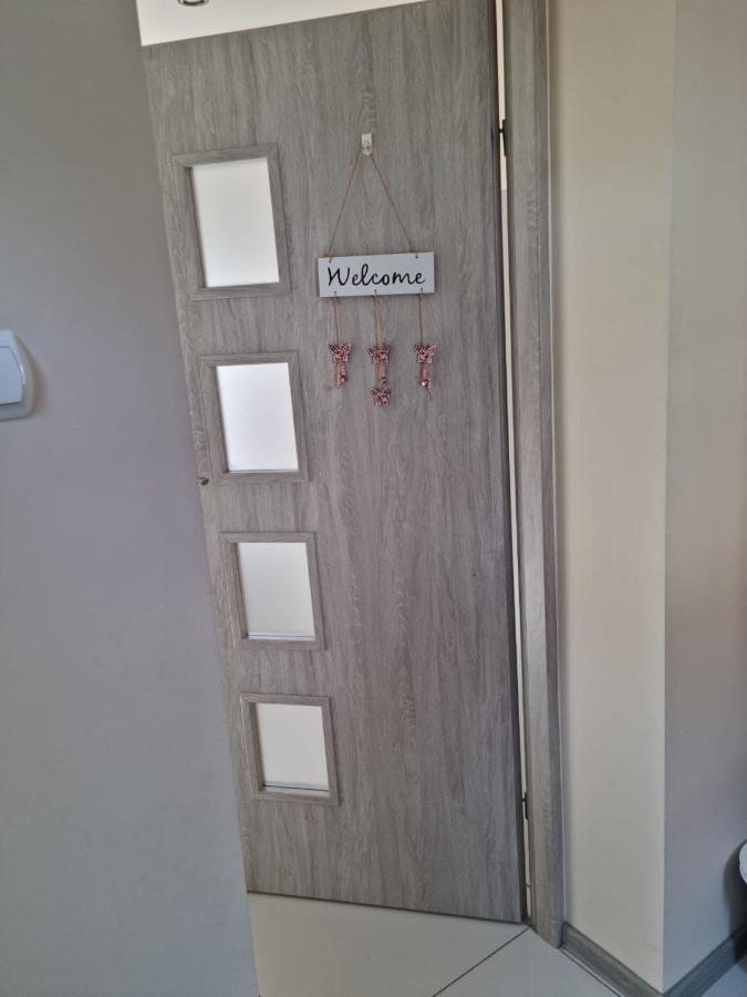 Cztery Katy Apartament Вонгровец Экстерьер фото