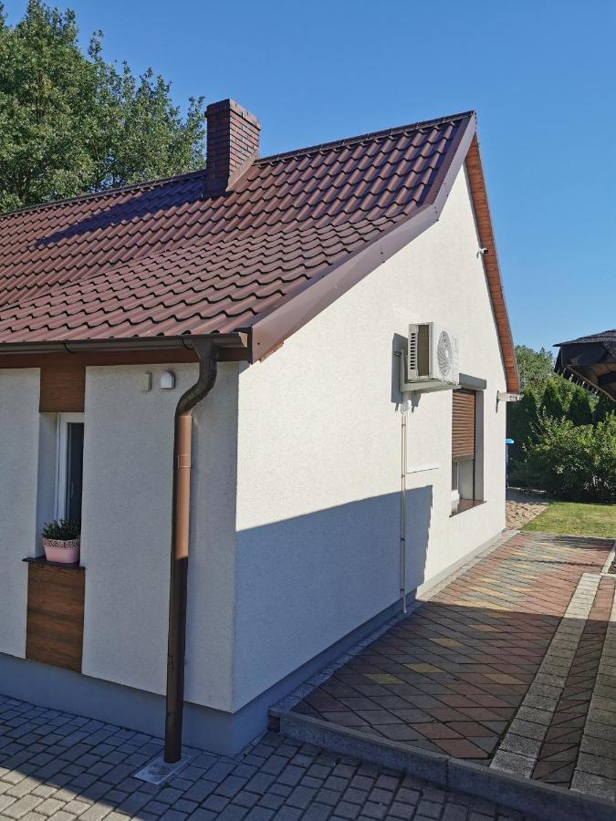 Cztery Katy Apartament Вонгровец Экстерьер фото