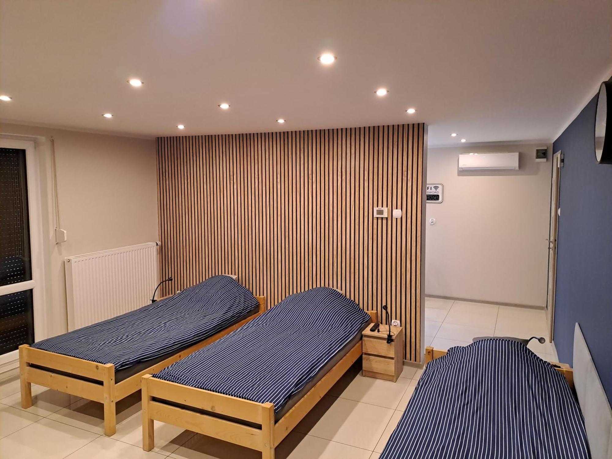 Cztery Katy Apartament Вонгровец Экстерьер фото